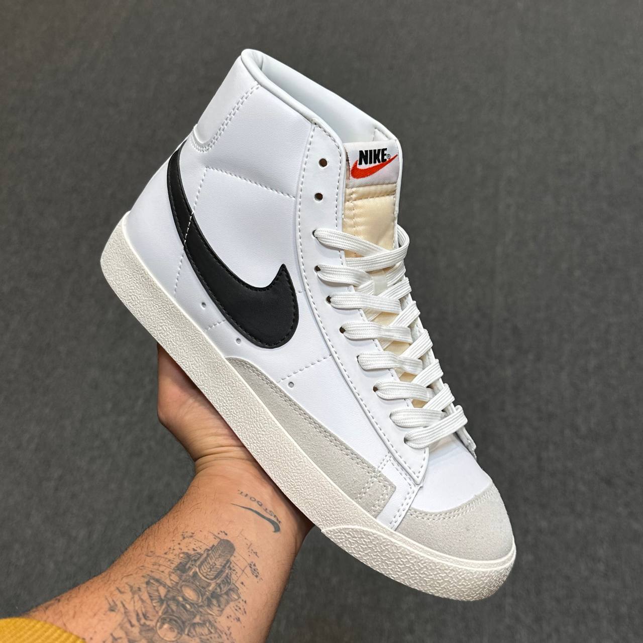 photo_1_2026-02-12_20-11-31 کتونی نایک بلیزر ساق دار سفید - تصویر 1